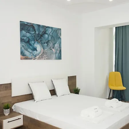 Bright 2-bedroom Near Center By Flat Mаnаger Daire *