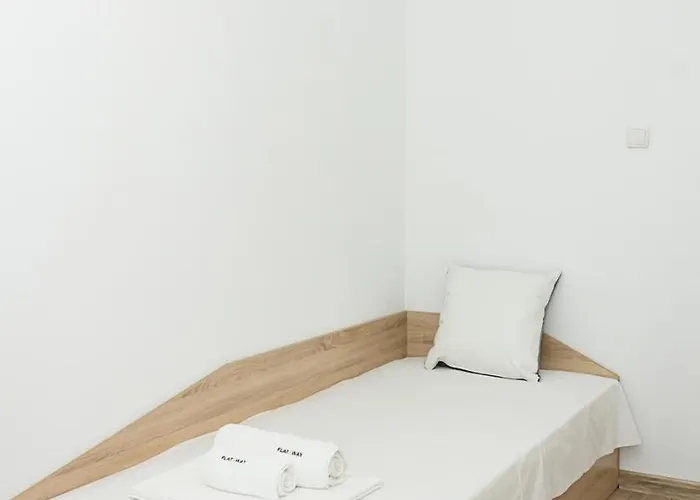 Lejlighed Bright 2-bedroom Near Center By Flat Mаnаger *